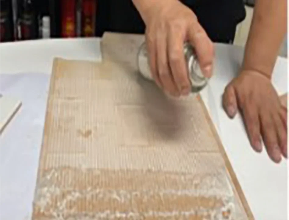 Spray-multifunctional-glue