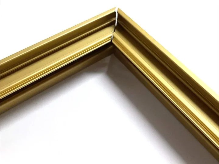 frame-Profile-matte-gold