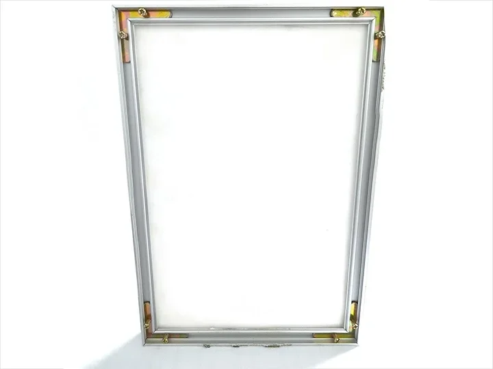 frame-Profile-matte-silver