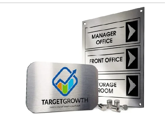 גליל אלומיניום כסף מוברש רוחב 6 ס"מ אורך 100 מטר עובי 0.6 מ"מ