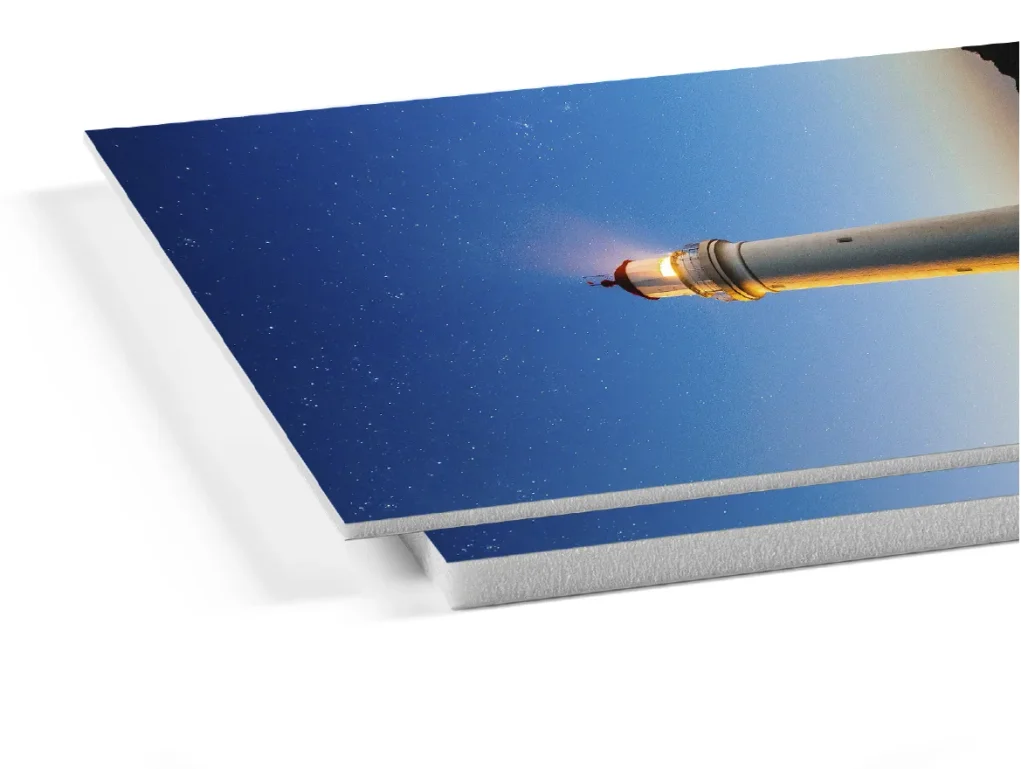 P.V.C פי וי סי מוקצף לבן 122/244 1 מ"מ AA