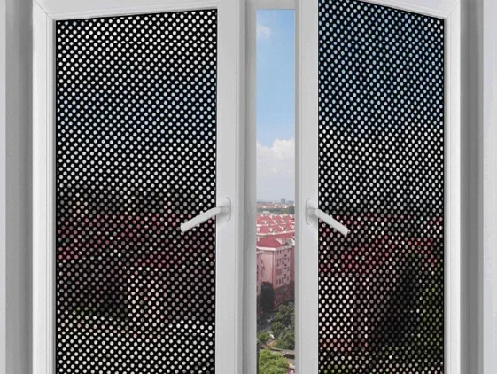 גליל ויניל מדבקה רשת צד אחד רוחב 106 ס"מ 50 מטר סולבנט 140 מיקרון OWV-1414