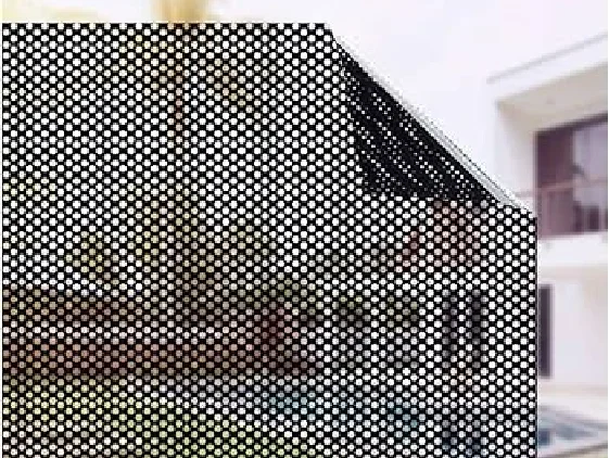 גליל ויניל מדבקה רשת צד אחד רוחב 106 ס"מ 50 מטר סולבנט 140 מיקרון OWV-1414